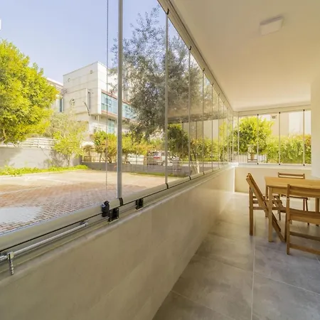 Central Located Big Spacious Flat In Muratpasa أنطاليا