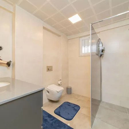 Central Located Big Spacious Flat In Muratpasa Lejlighed Antalya